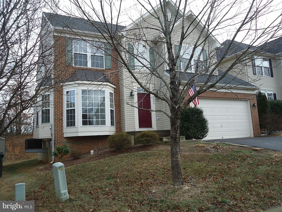 1st image of 1004 Riverdale Cir