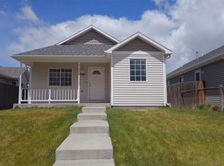 408 E 4th St, Cheyenne, WY 82007