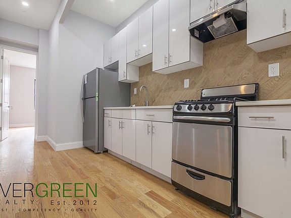 3rd image of 358 Marion St #2