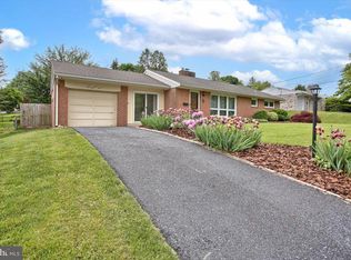 111 Old Ford Dr, Camp Hill, PA 17011
