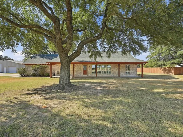 212 Bobby Sam Ct, Collinsville, TX 76233