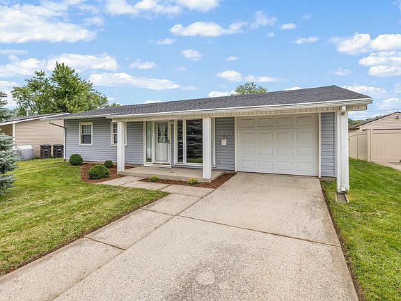 2nd image of 6628 Redbud Dr