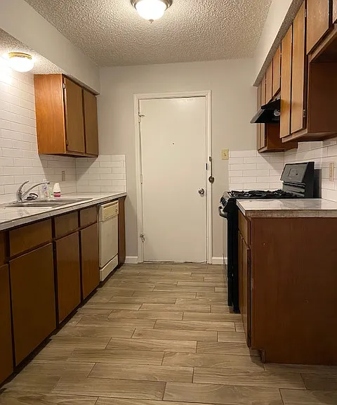1309 Monte Vista Dr — Photo 11