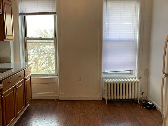 2nd image of 488 7th Ave #3G