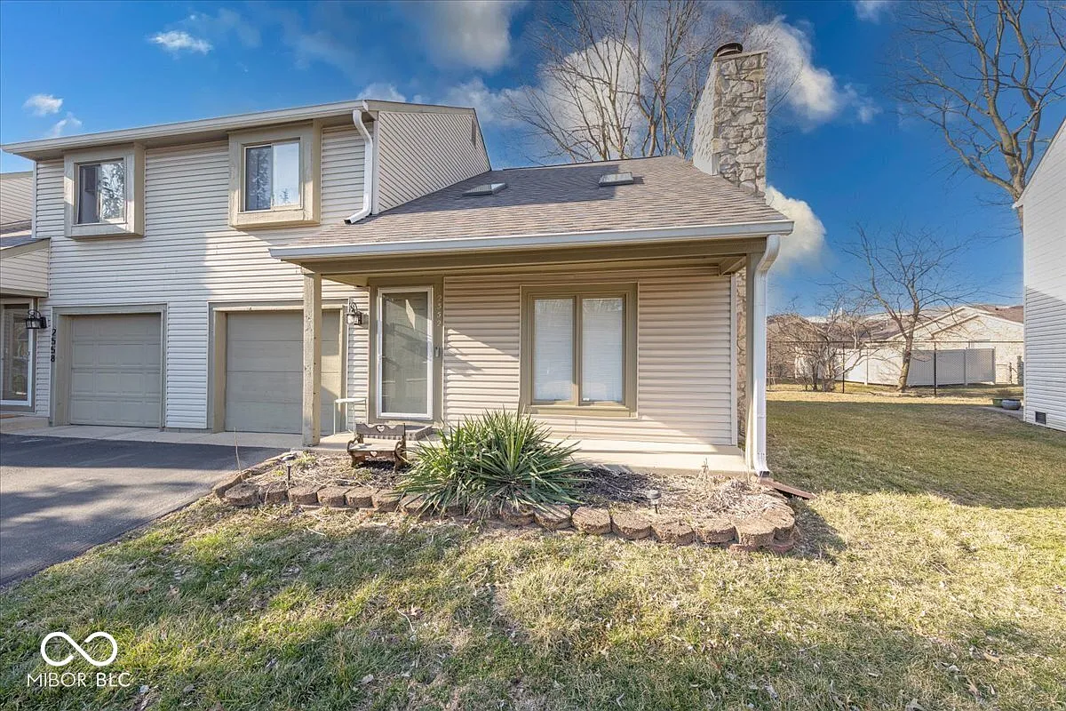 2552 Spring Hill Ct photo 1