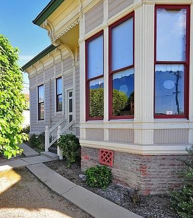 3rd image of 2107 Poli St
