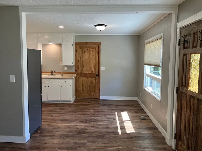 3864 Bartlett Dr SE — Photo 5