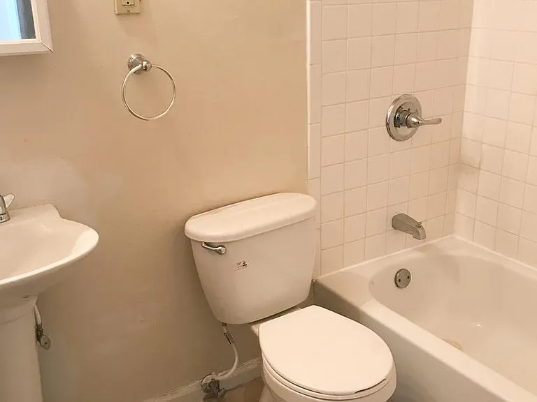 St. Agnes Apartments — Photo 18