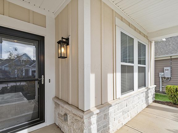 4th image of 388 Millers Cove Ct