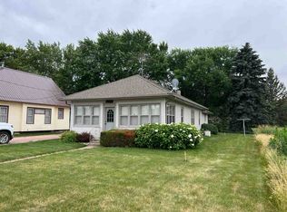 306 S Main St, Randolph, NE 68771