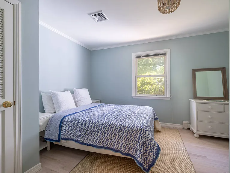 84 Meadow Way — Photo 11