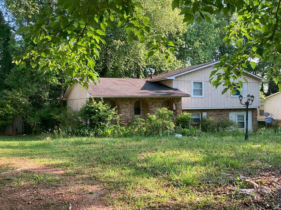2nd image of 74 Montego Cir