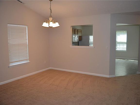 5th image of 10665 Brighton Knoll Pkwy S