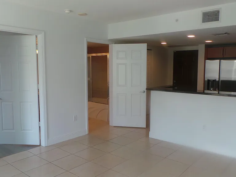 610 Clematis St #403 — Photo 3