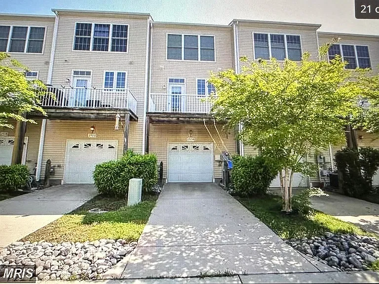 25134 Omaha Ter — Photo 4