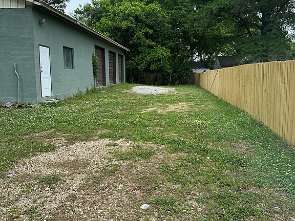2nd image of 2364 Kimball Ave