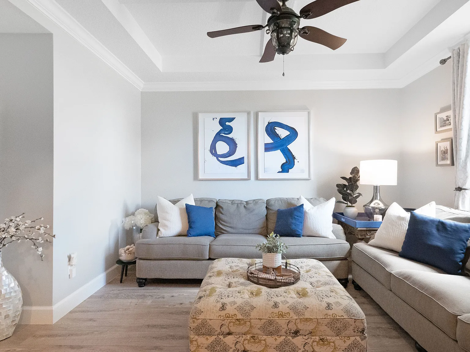 4 bed, 2.5 bath, 2892 sqft, $3,500 — Photo 4