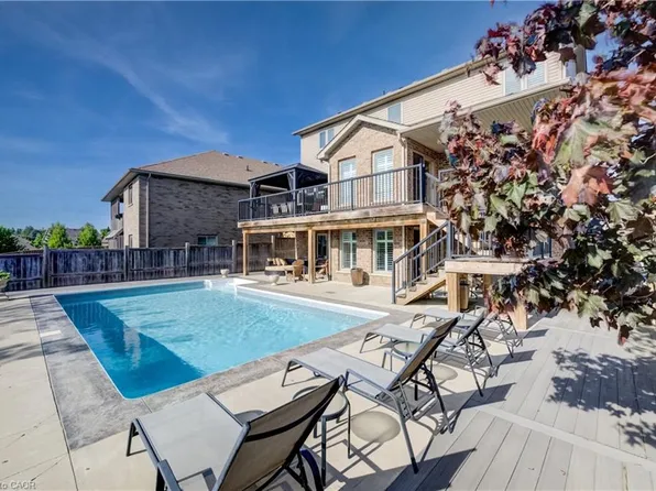 135 Gerber Meadows Dr, Wellesley, ON N0B 2T0