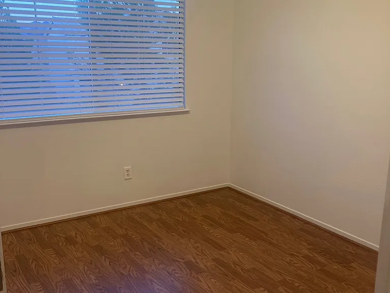 713 Spotted Eagle St — Photo 24