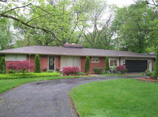 35 Country Club Dr, Olympia Fields, IL 60461