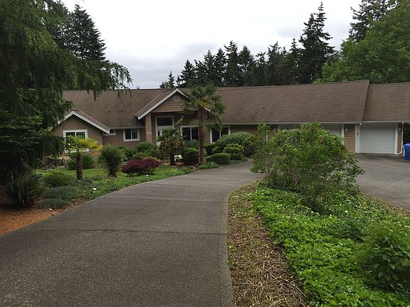4th image of 120 35th Ave NW