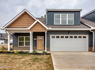 7307 Whispering Pines Ln, Powell, TN 37849