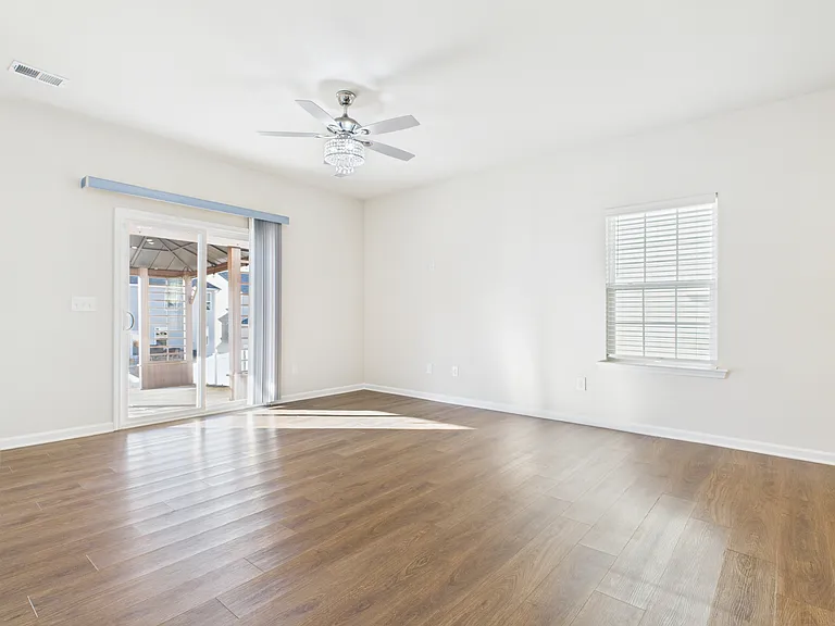 5819 Soft Shell Dr #298 — Photo 8
