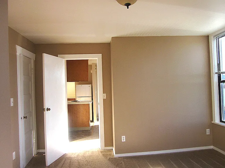 2601 Grand Ave #4 — Photo 7