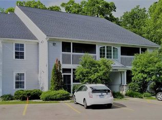 12253 Saint Andrews Way, Fenton, MI 48430