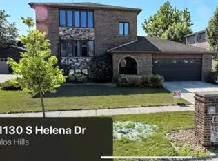 11130 S Helena Dr #B, Palos Hills, IL 60465