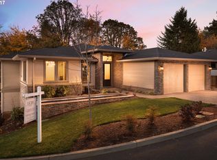 937 Cedar St, Lake Oswego, OR 97034
