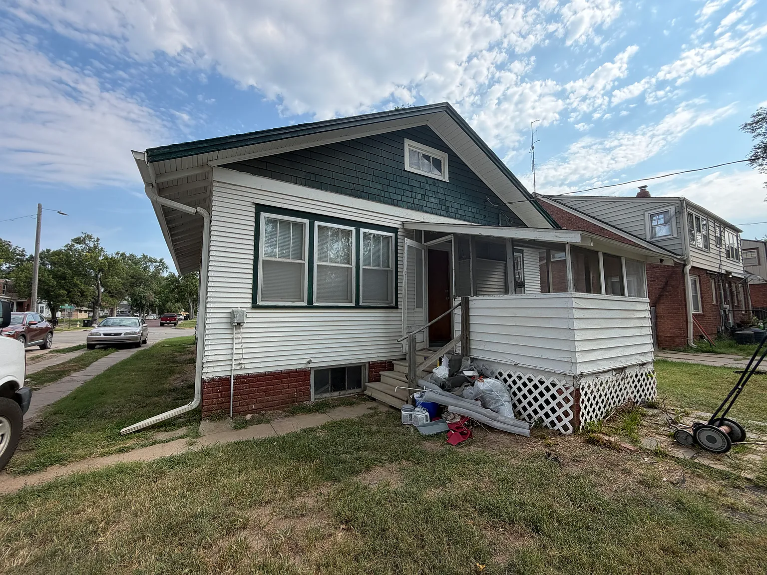 2 bed, 936 sqft, $1,025 — Photo 2