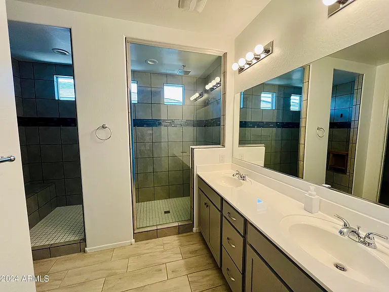 14599 W Wethersfield Rd — Photo 13