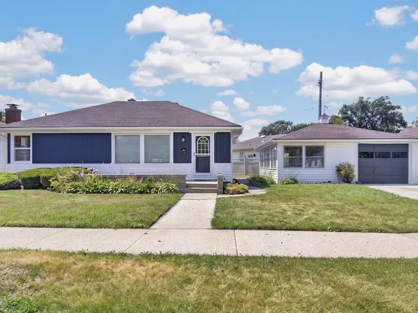 7836 24th AVENUE, Kenosha, WI 53143
