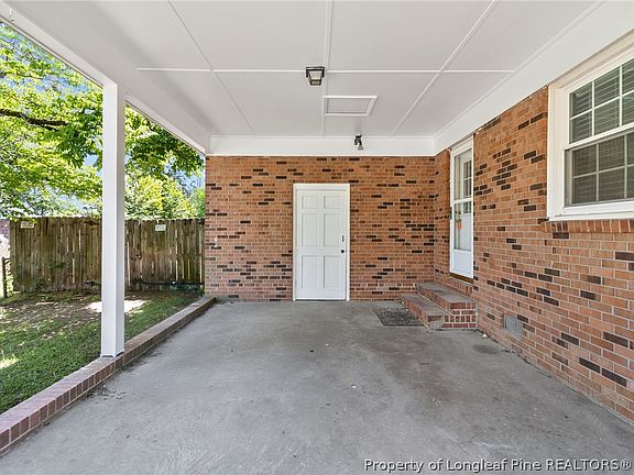 5th image of 1705 Doyle Ct