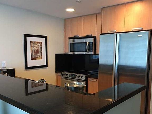 5th image of 505 N Ftl Bch Blvd