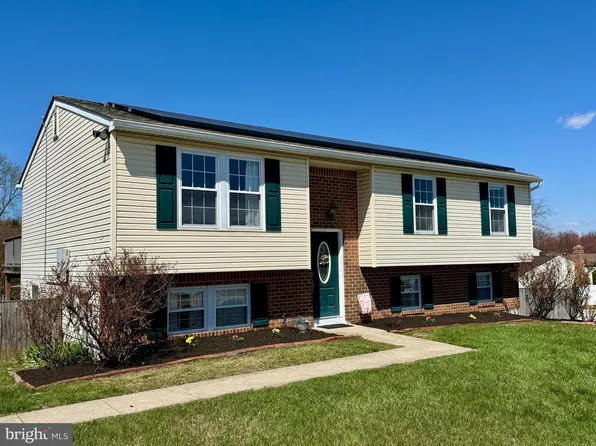 9469 Seven Courts Dr, Baltimore, MD 21236