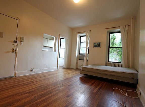 2nd image of 141 W 15th St #2F