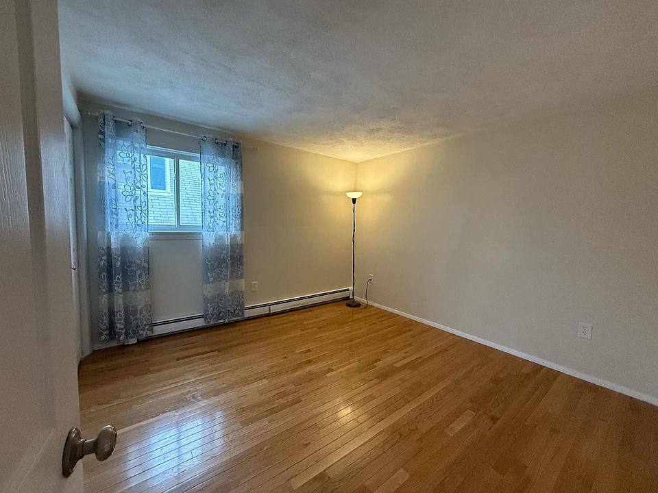Bedroom #1