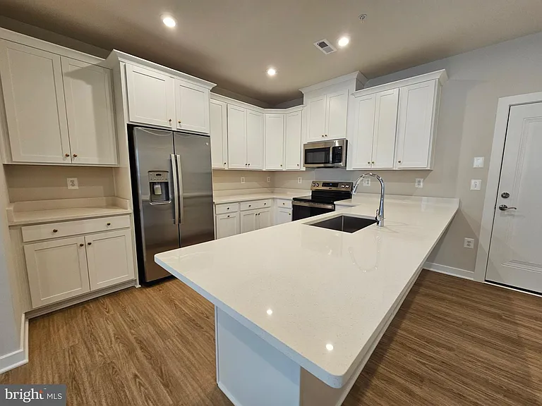13715 Cobble Loop — Photo 11