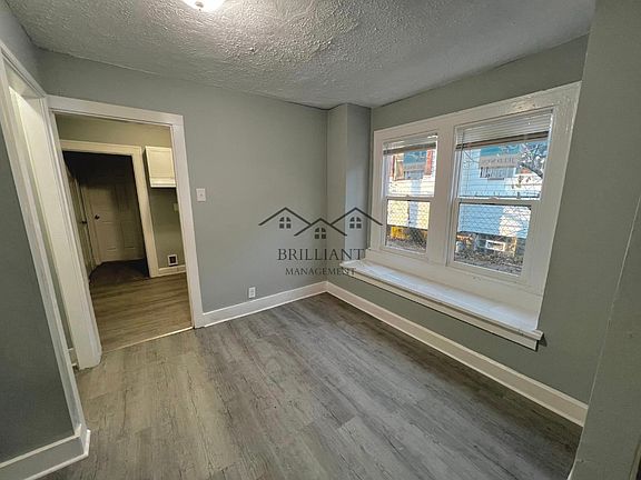 5th image of 2826 N Denny St #2