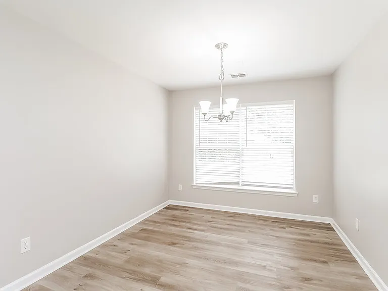 211 Winding Canyon Dr — Photo 7