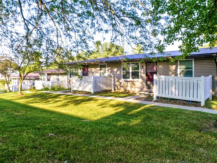 Rolling Meadows — Photo 3