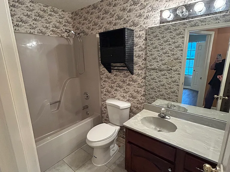 2305 Coraltree Dr — Photo 7