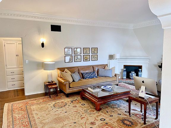5th image of 1332 N Harper Ave #G