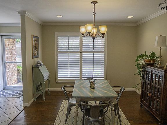 3rd image of 4204 Scottsdale Ln