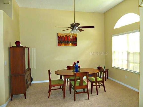 4th image of 10757 Oak Glen Cir