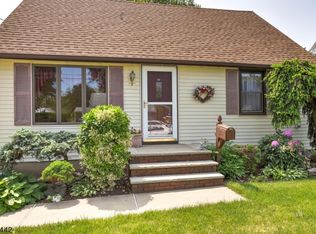 724 Boesel Ave, Manville, NJ 08835