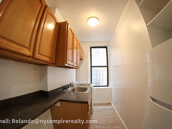 3rd image of 1185 Morris Ave #6G-2