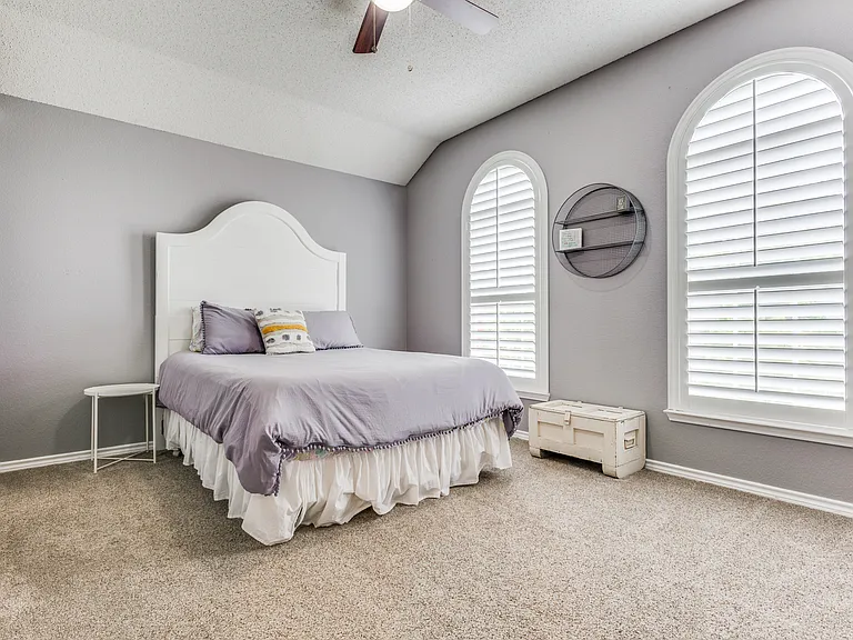 405 Parkshire Dr — Photo 20